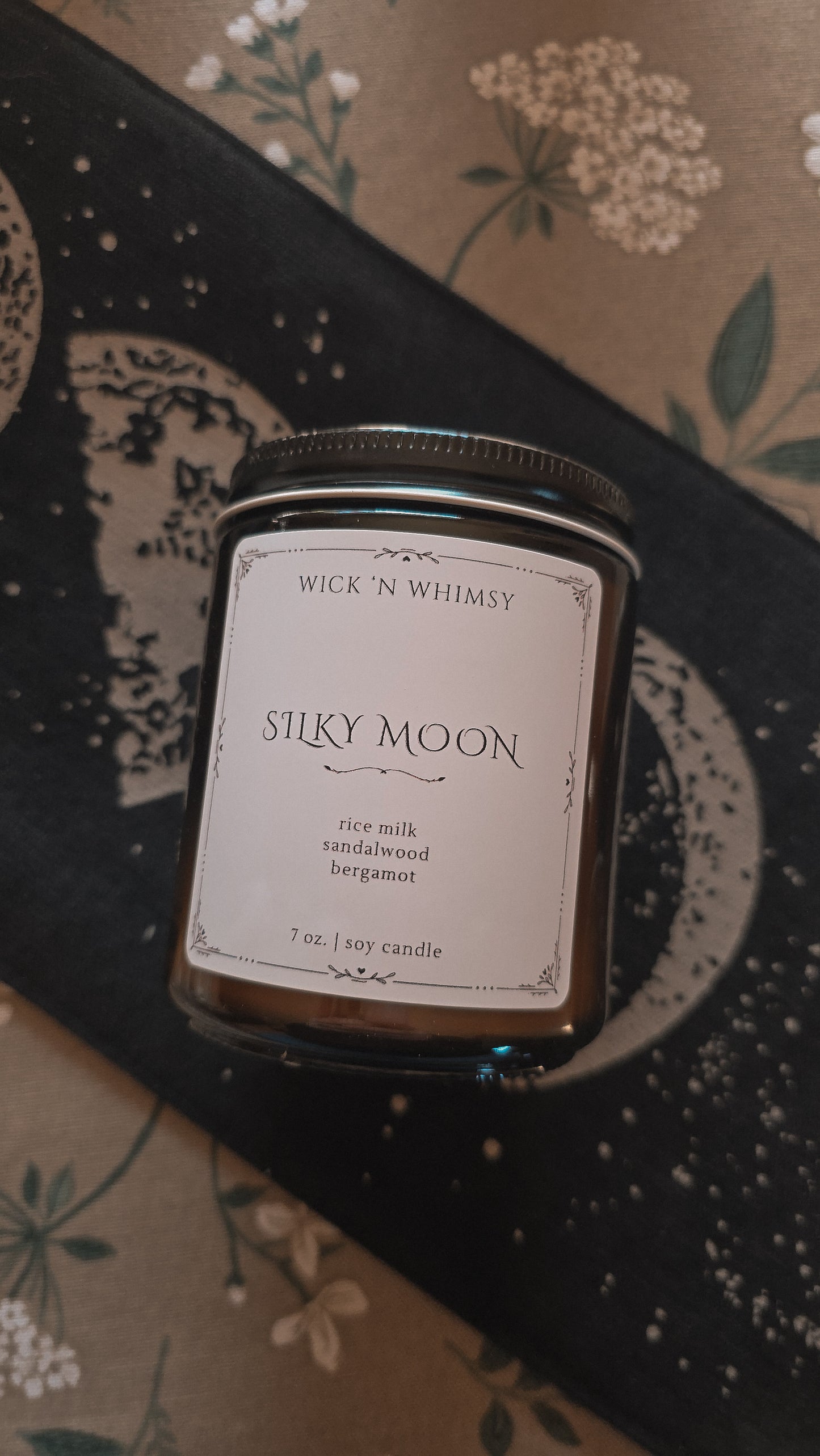 Silky Moon 🌙